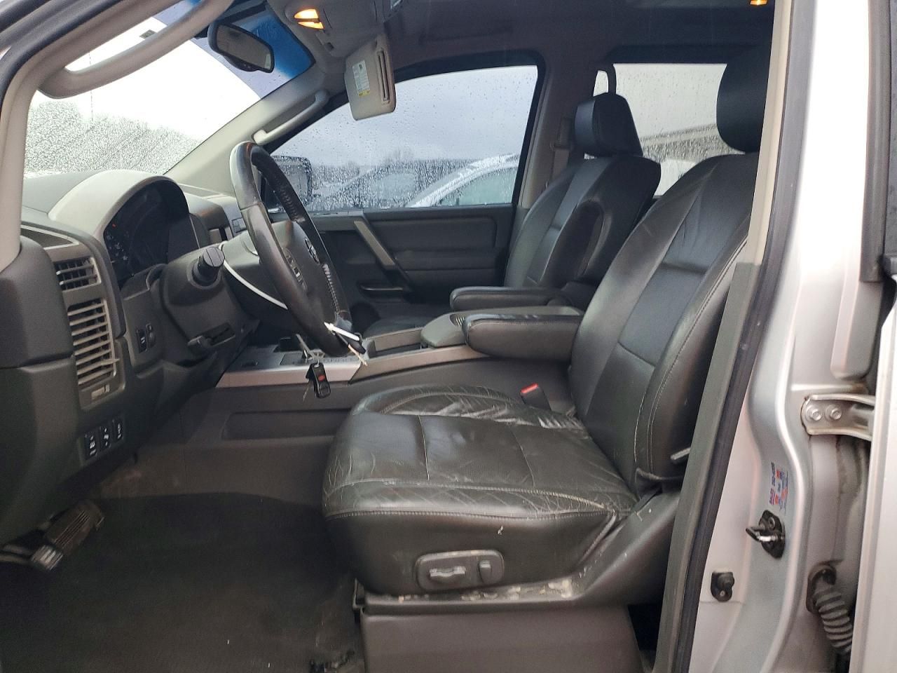 2005 Nissan Titan xe