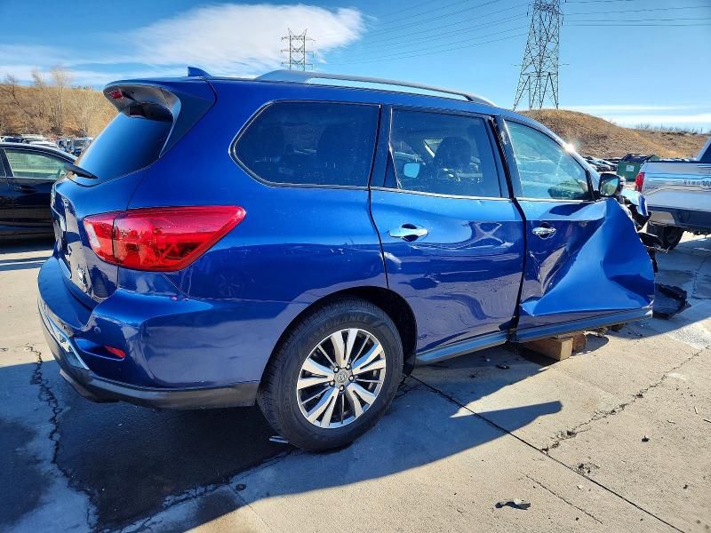 2020 Nissan Pathfinder sl