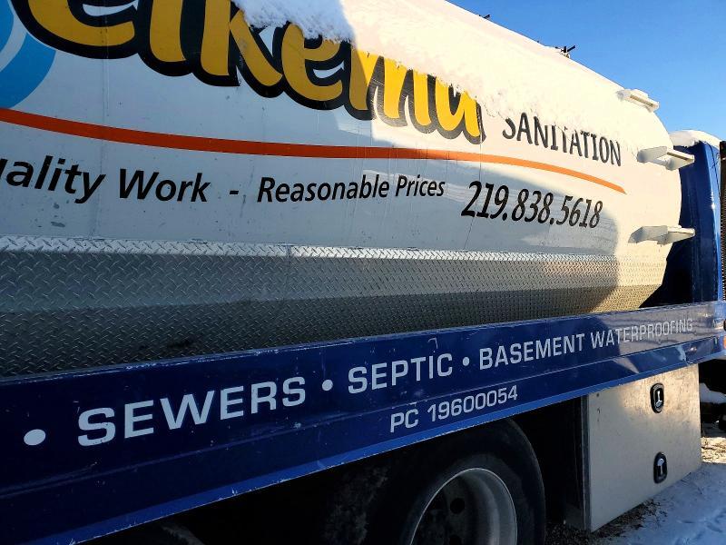 2002 International 4600 Septic Truck