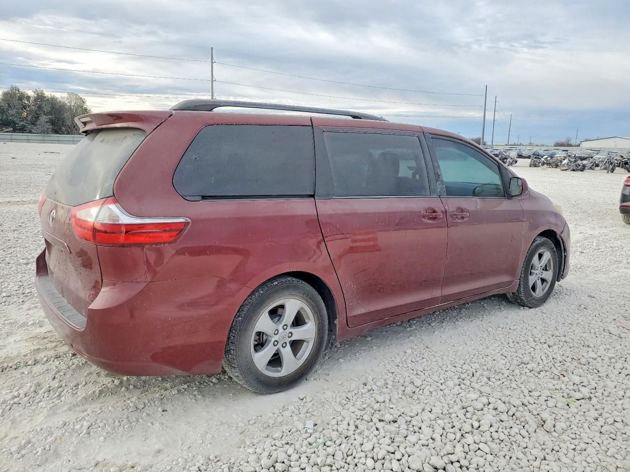 2016 Toyota Sienna le