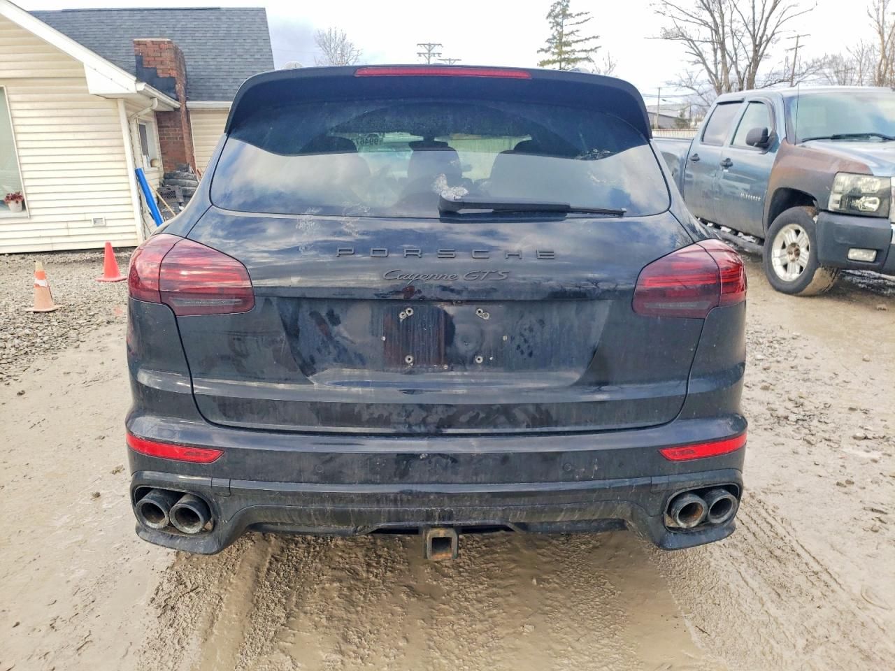 2017 Porsche Cayenne gts