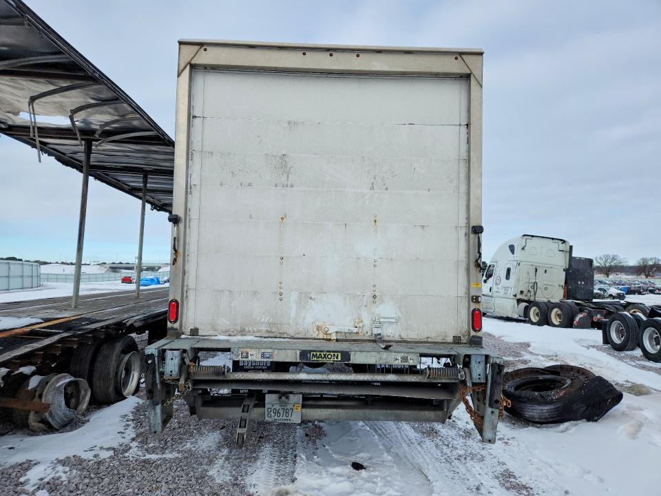 2019 Freightliner Business Class M2 BOX Truck