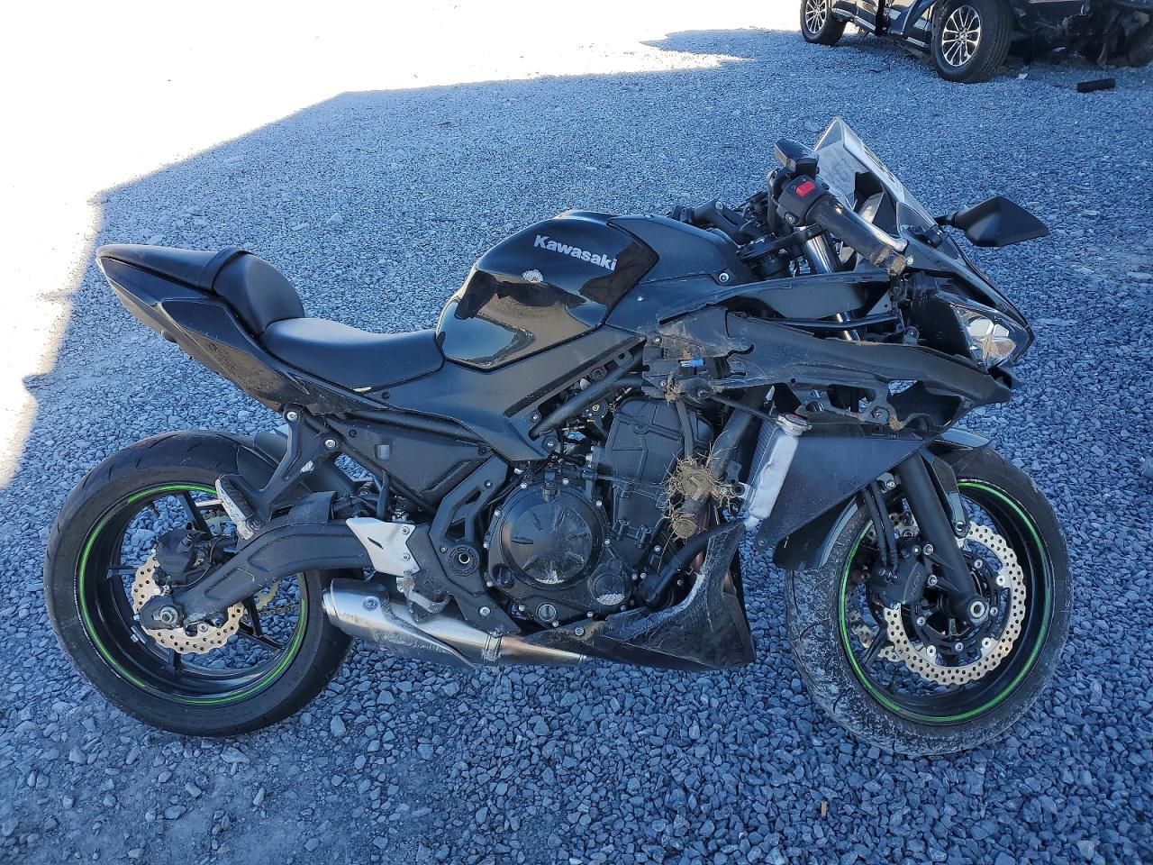 2025 Kawasaki EX650 R