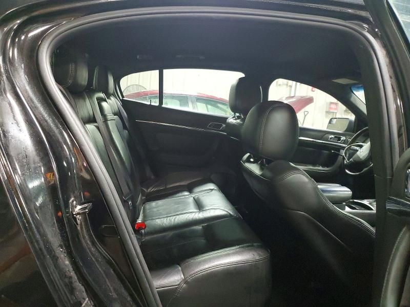 2015 Lincoln Townhouse MKS