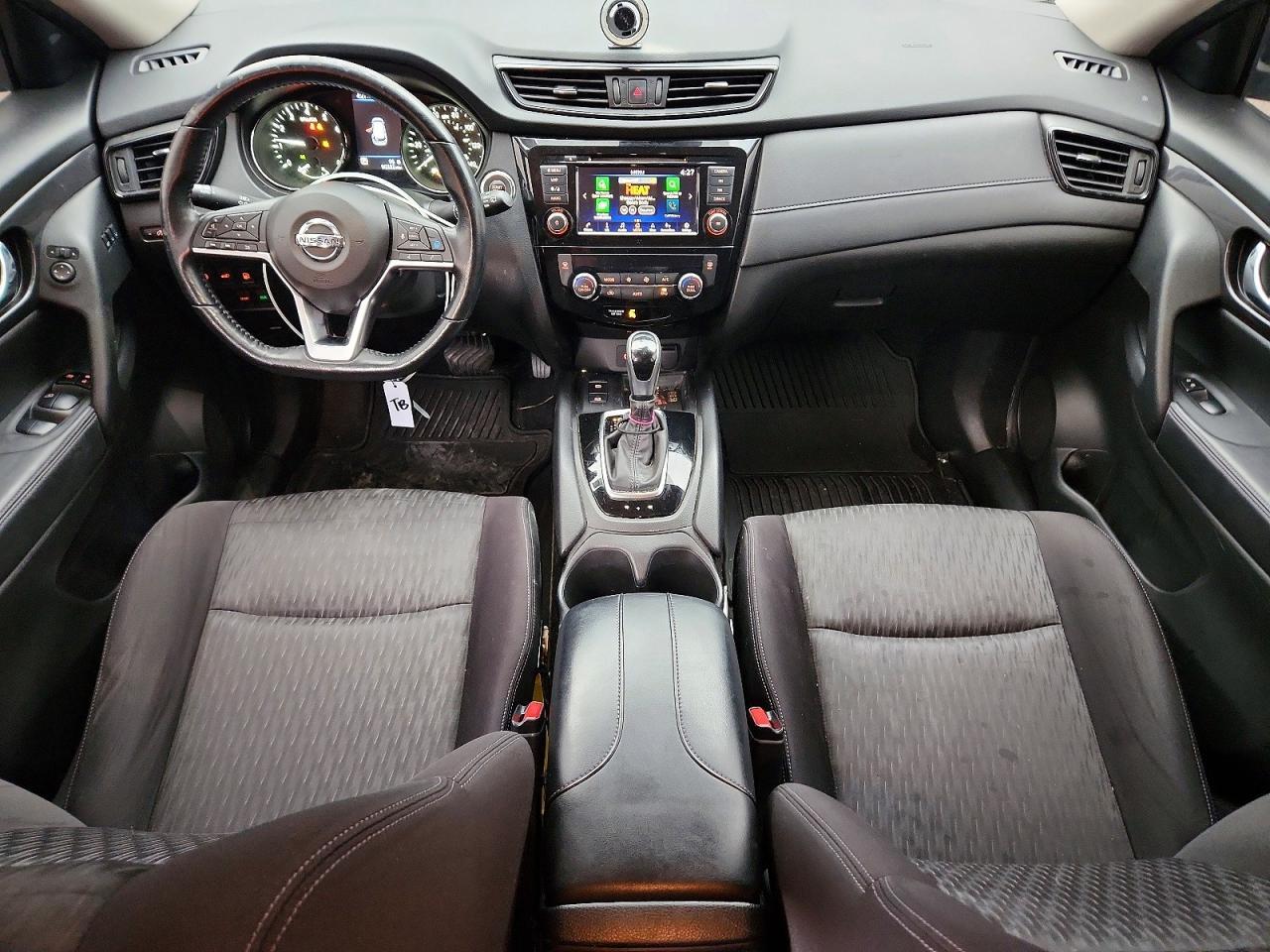 2020 Nissan Rogue s