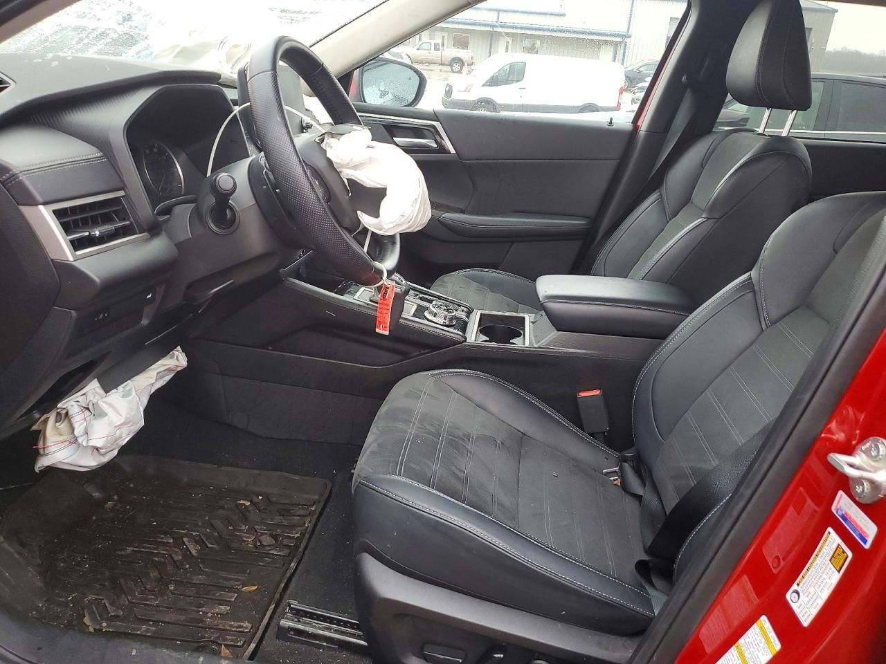 2024 Mitsubishi Outlander se