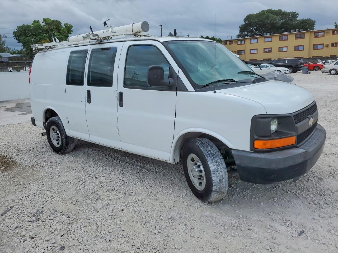 2013 Chevrolet Express G2500