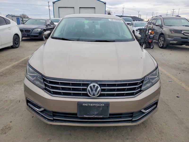 2016 Volkswagen Passat s