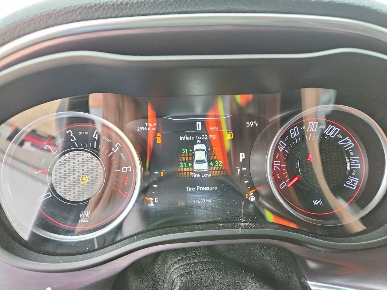 2018 Dodge Challenger sxt