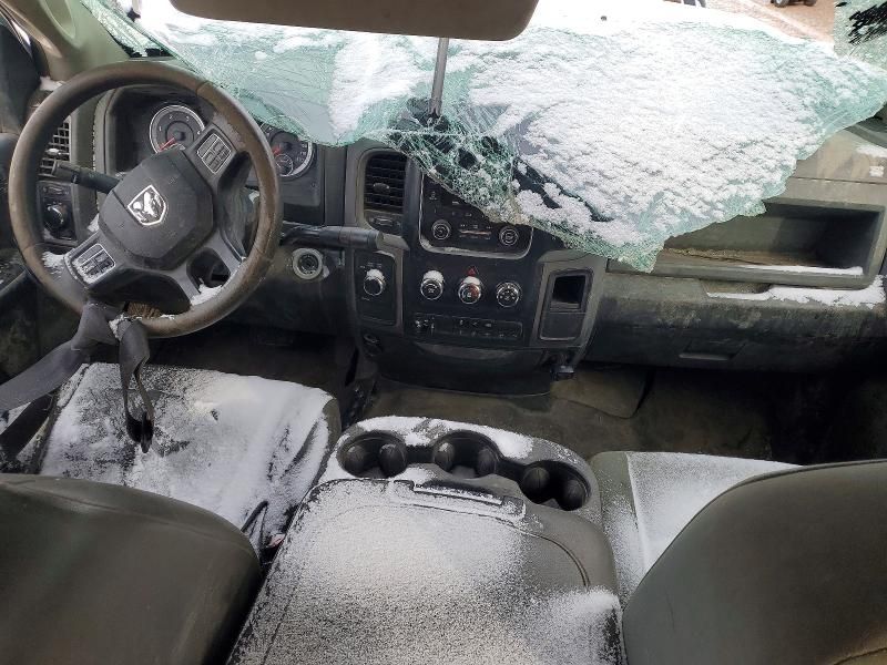 2015 Dodge RAM 3500 Flatbed Truck