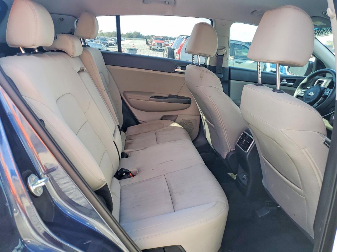2022 KIA Sportage lx