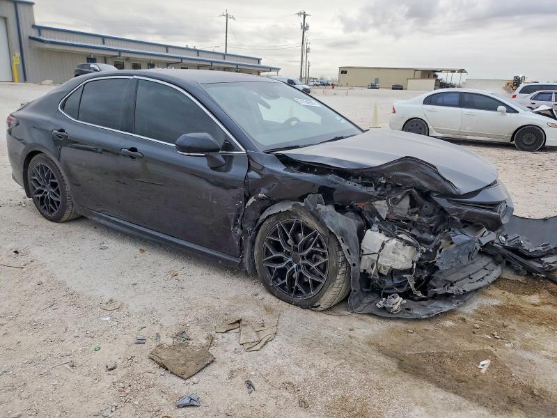 2022 Toyota Camry Hybrid xse