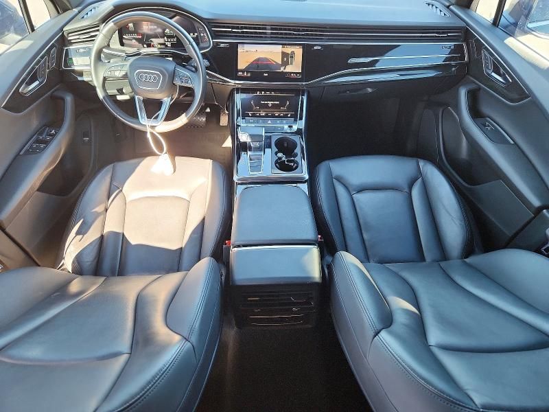 2022 Audi Q7 Premium