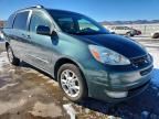 2004 Toyota Sienna xle