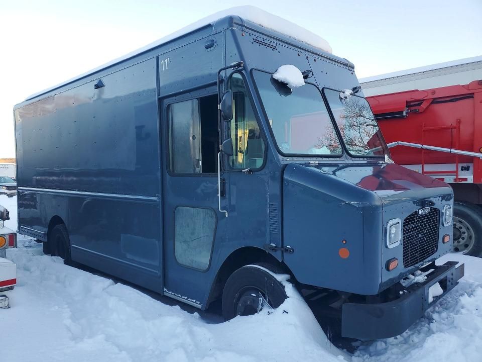 2020 Freightliner MT 45G Delivery Truck