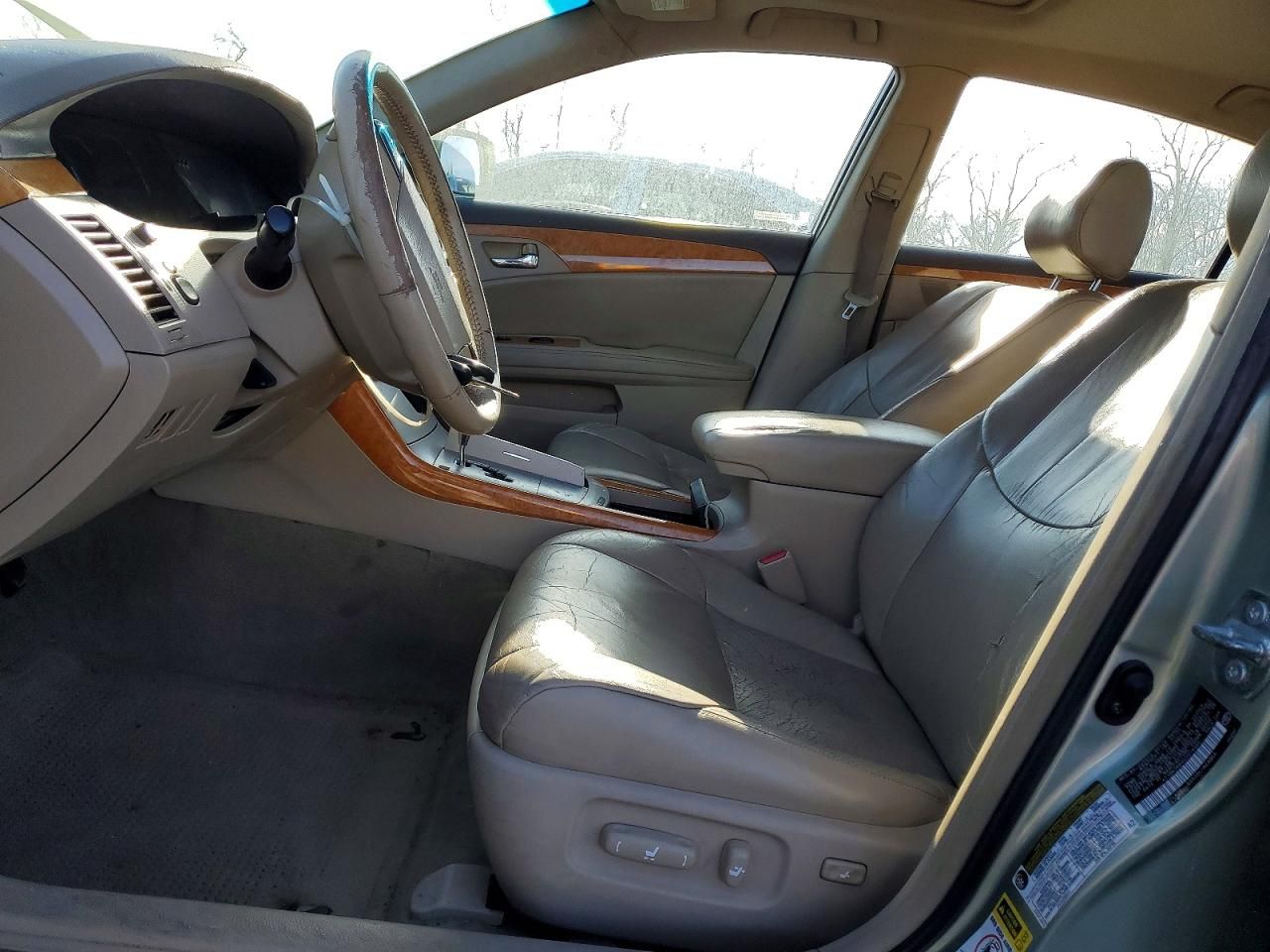 2005 Toyota Avalon xl