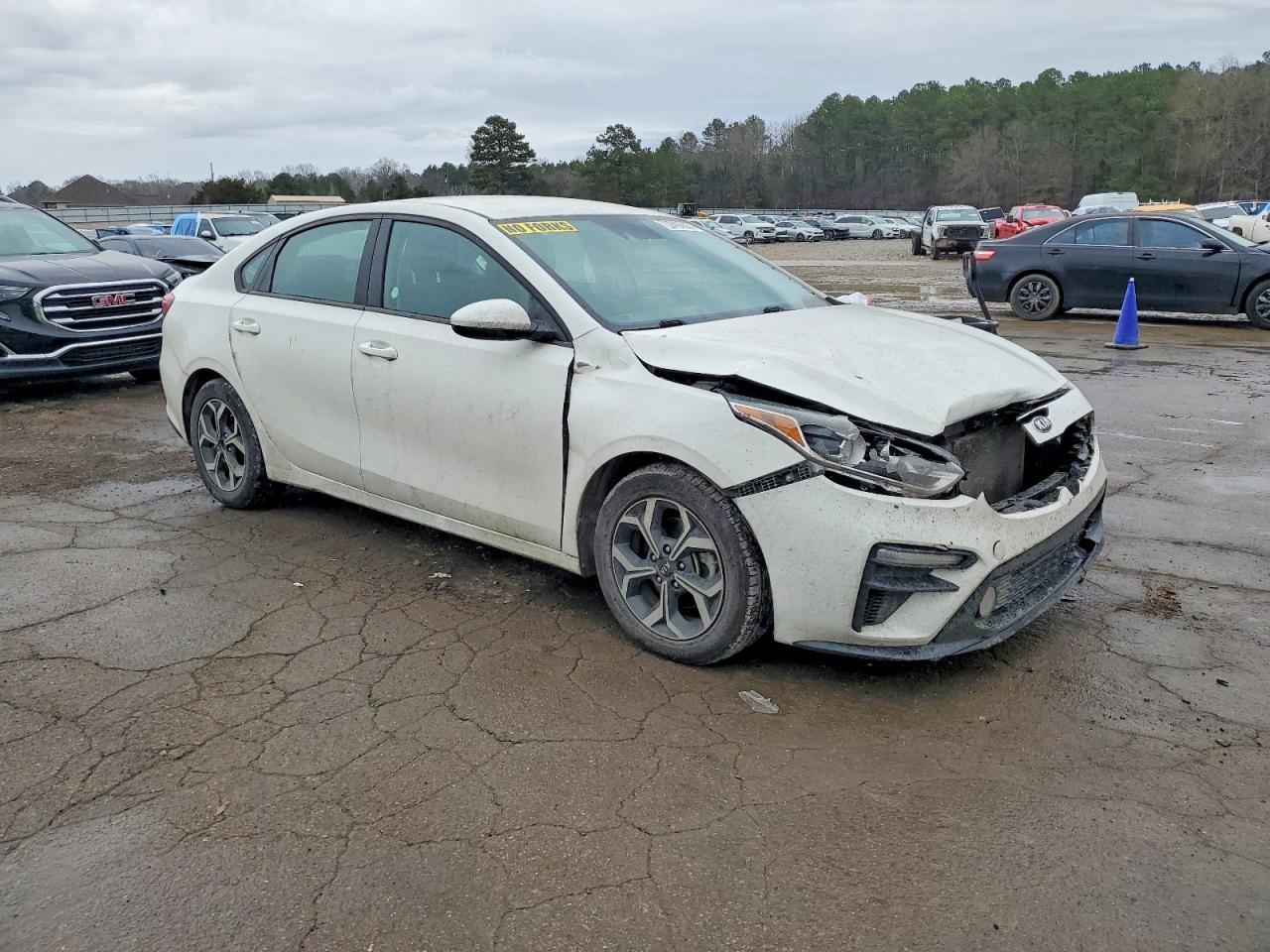 2021 KIA Forte fe