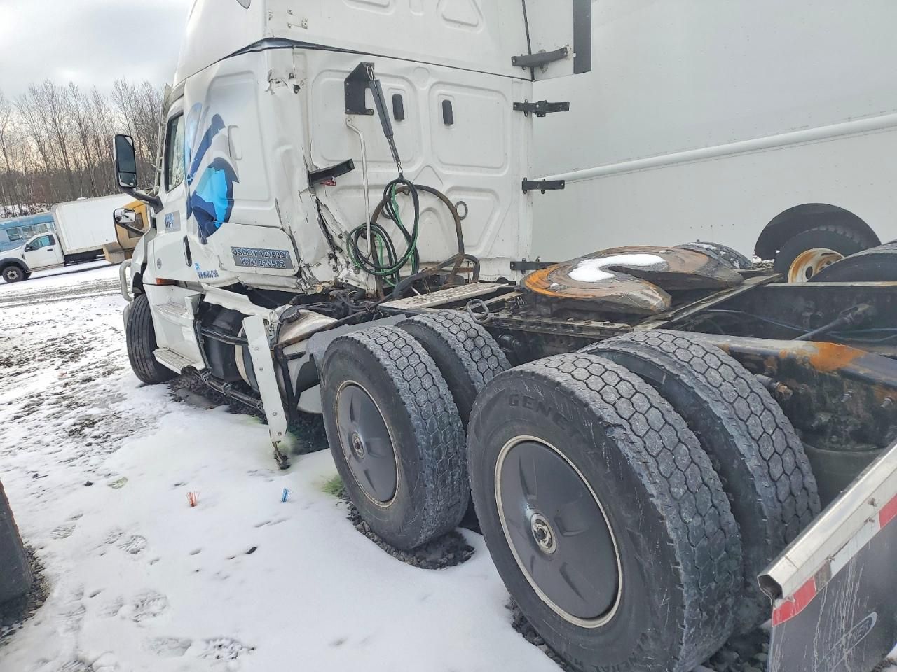 2021 Freightliner Cascadia 126 Semi Truck