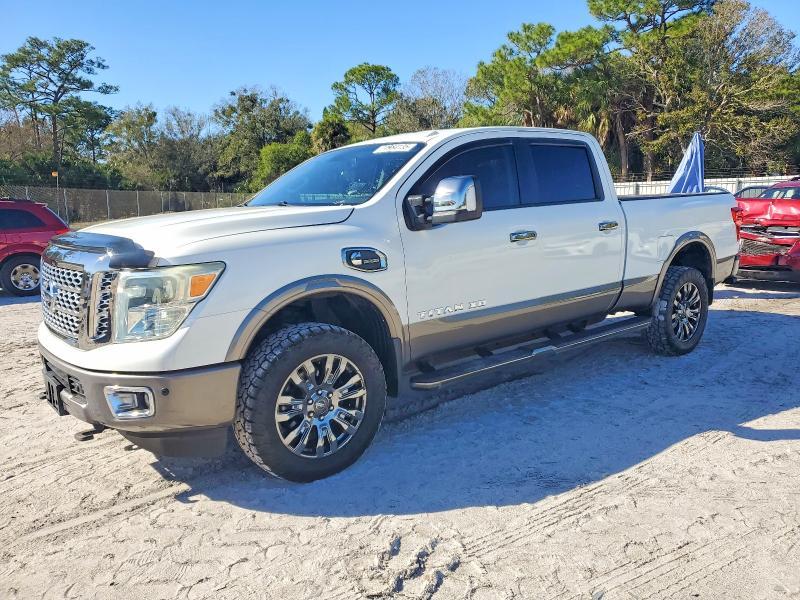 2016 Nissan Titan XD SL