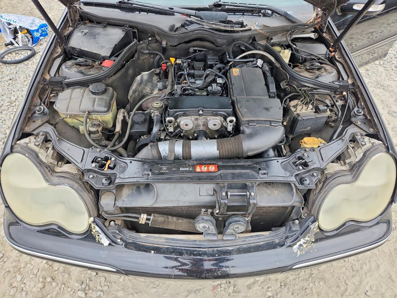 2004 Mercedes-Benz C 230k Sport Sedan