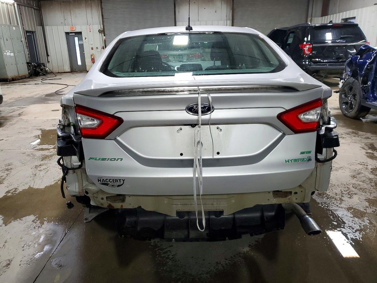 2016 Ford Fusion se Hybrid
