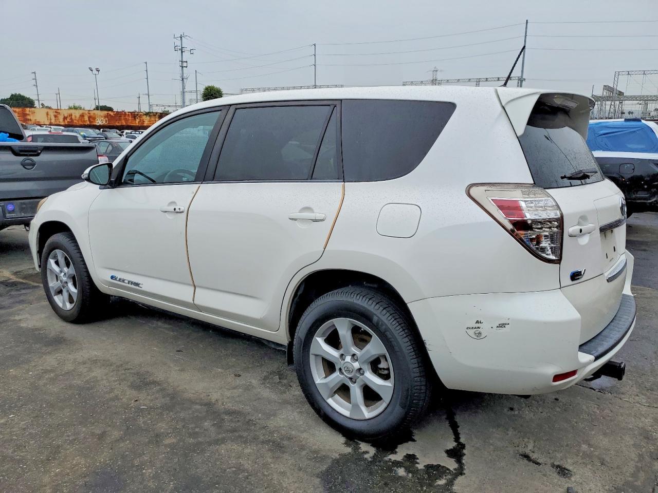 2013 Toyota Rav4 ev