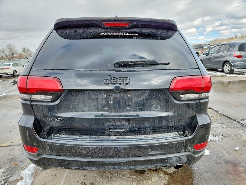 2020 Jeep Grand Cherokee Laredo