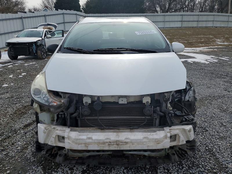 2015 Toyota Prius v