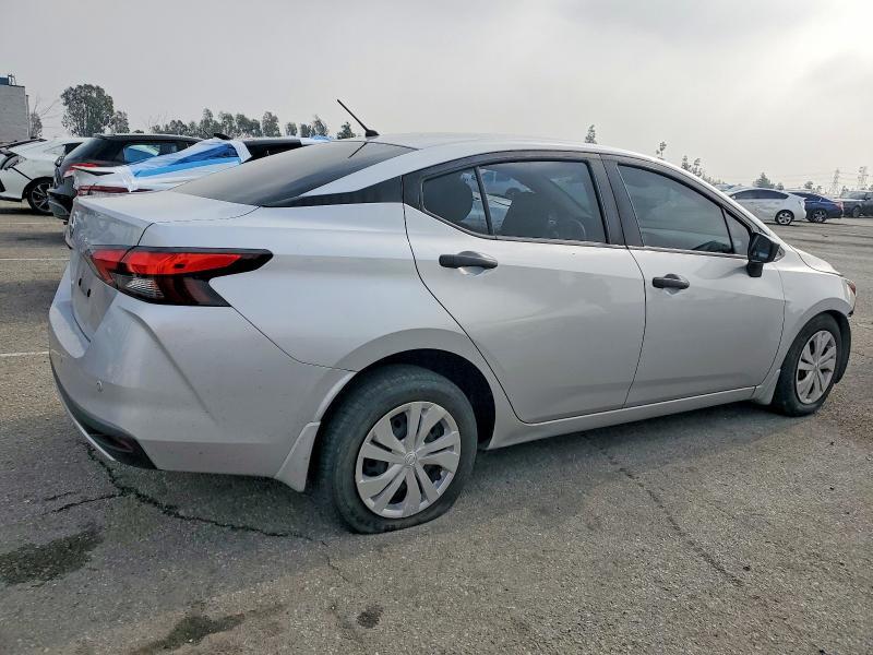 2020 Nissan Versa s