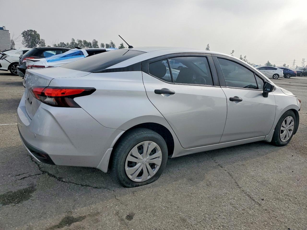 2020 Nissan Versa s