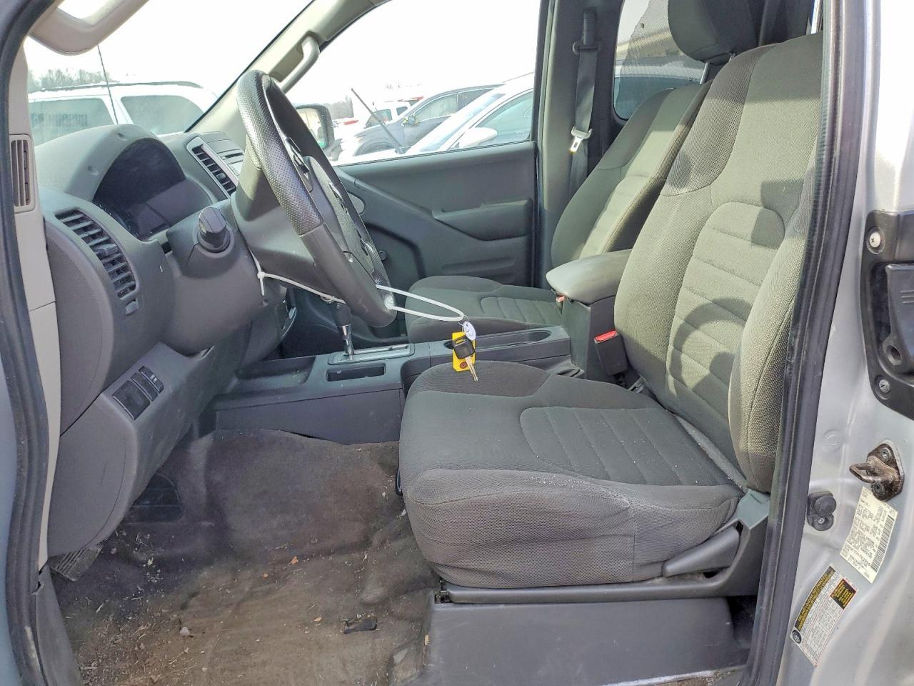 2015 Nissan Frontier S