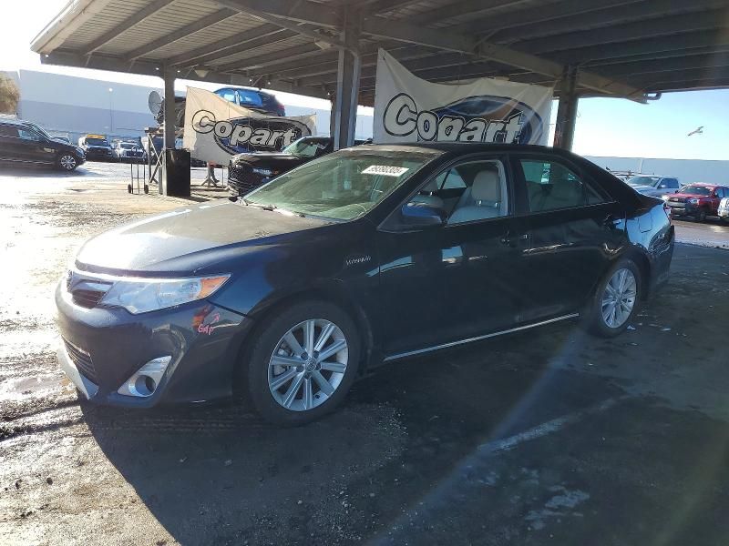 2013 Toyota Camry Hybrid