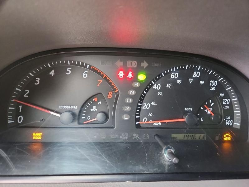 2004 Toyota Camry le