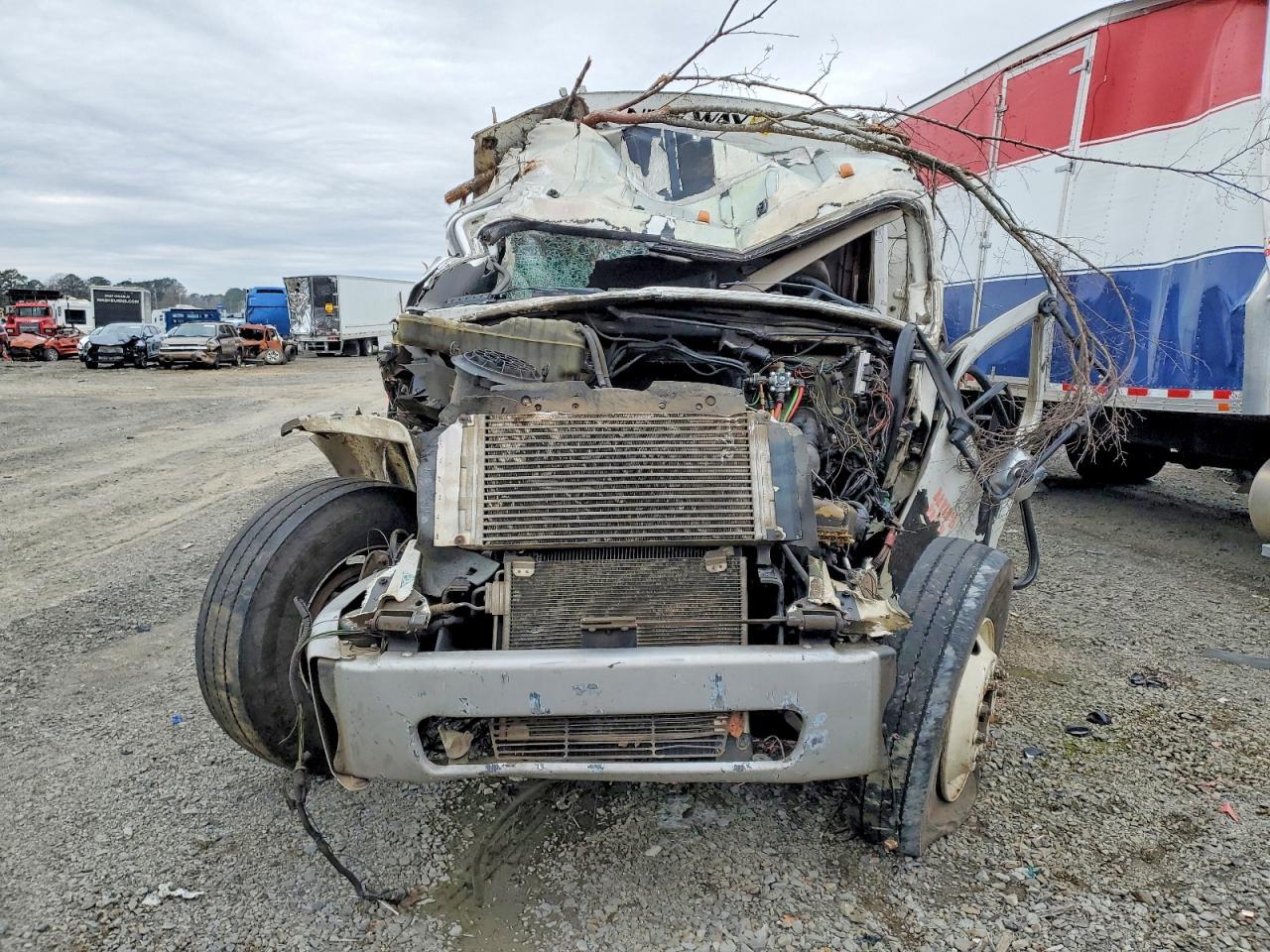 2005 Freightliner M2 106 Medium Duty