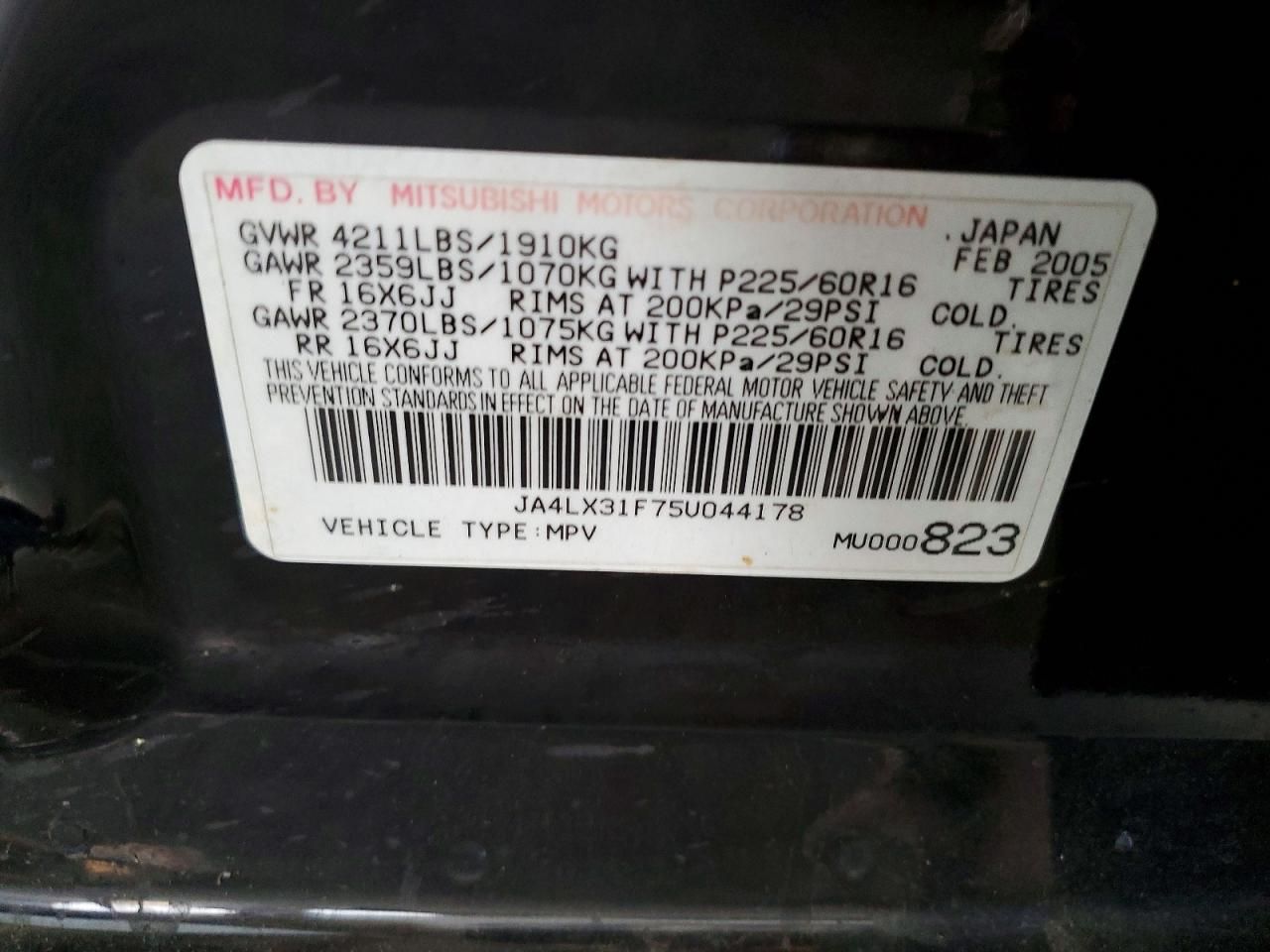 2005 Mitsubishi Outlander ls