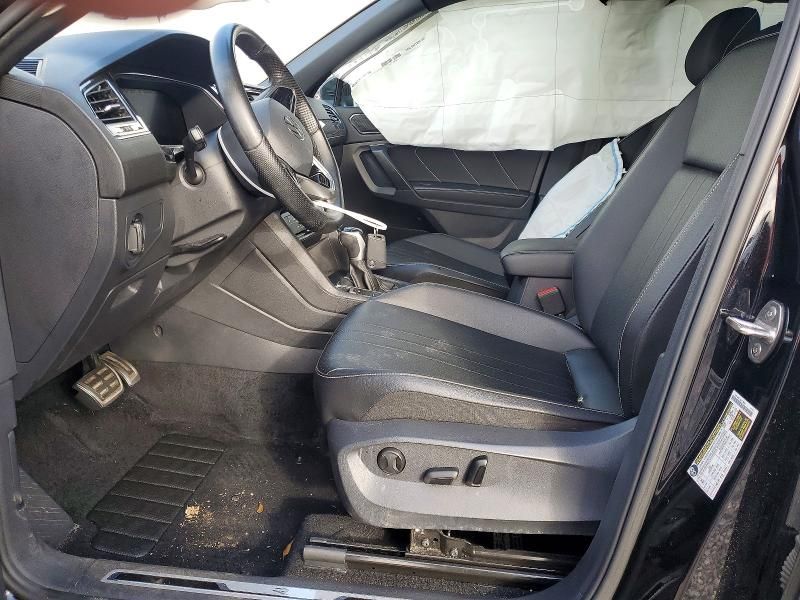 2022 Volkswagen Tiguan se R-line Black