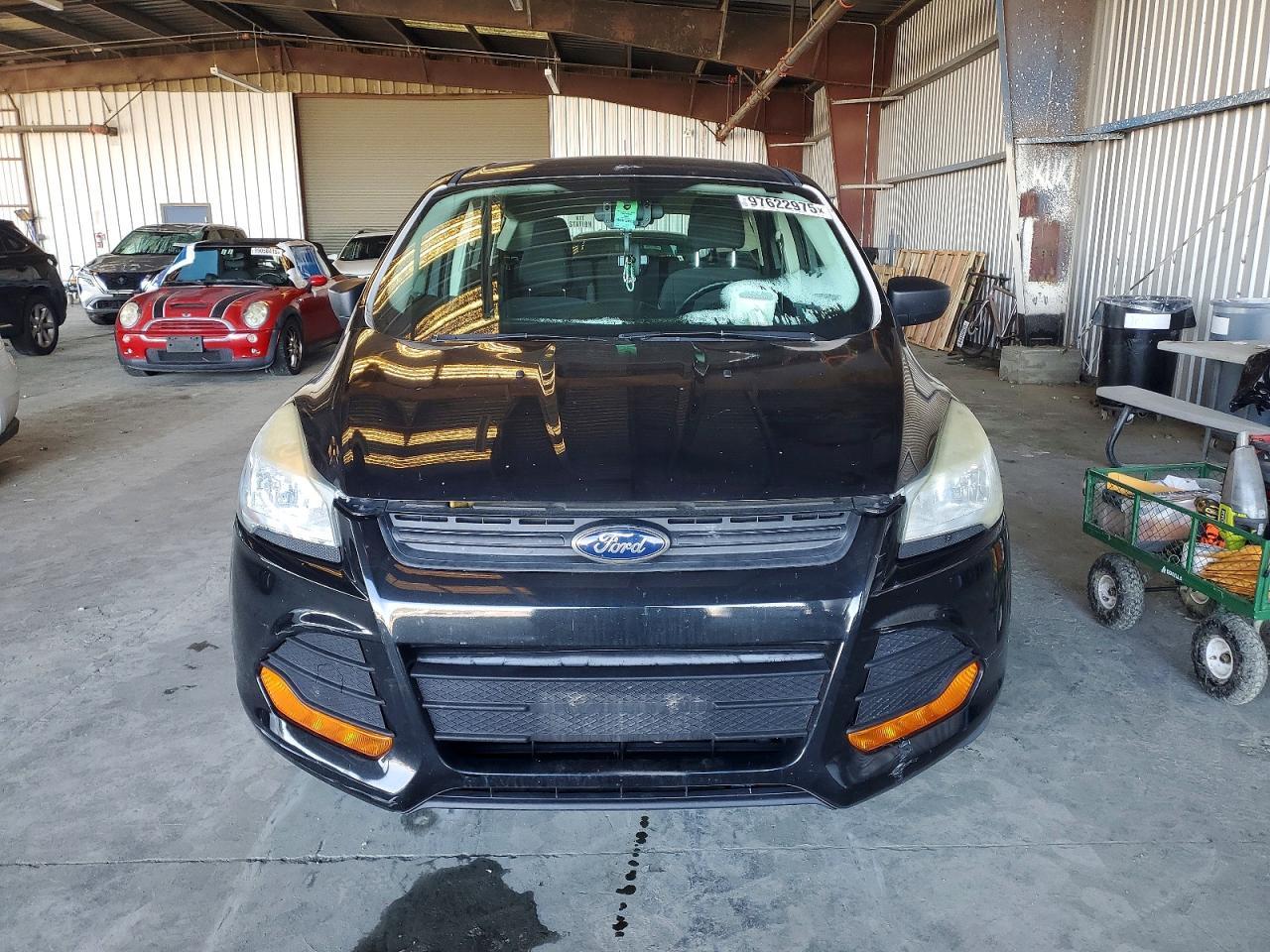 2015 Ford Escape s