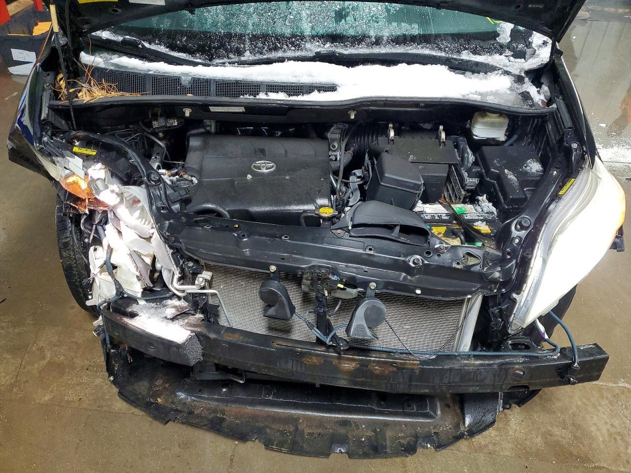 2011 Toyota Sienna xle