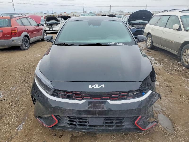 2024 KIA Forte gt