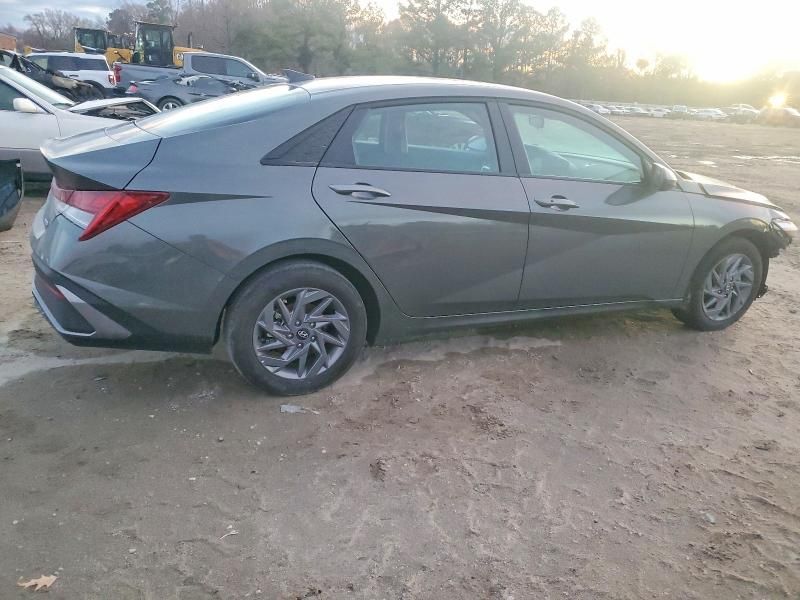 2025 Hyundai Elantra Blue