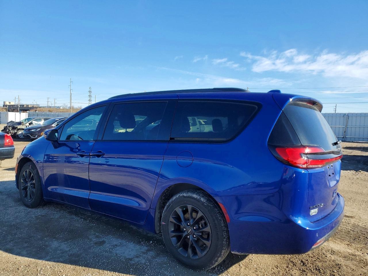 2021 Chrysler Pacifica Touring