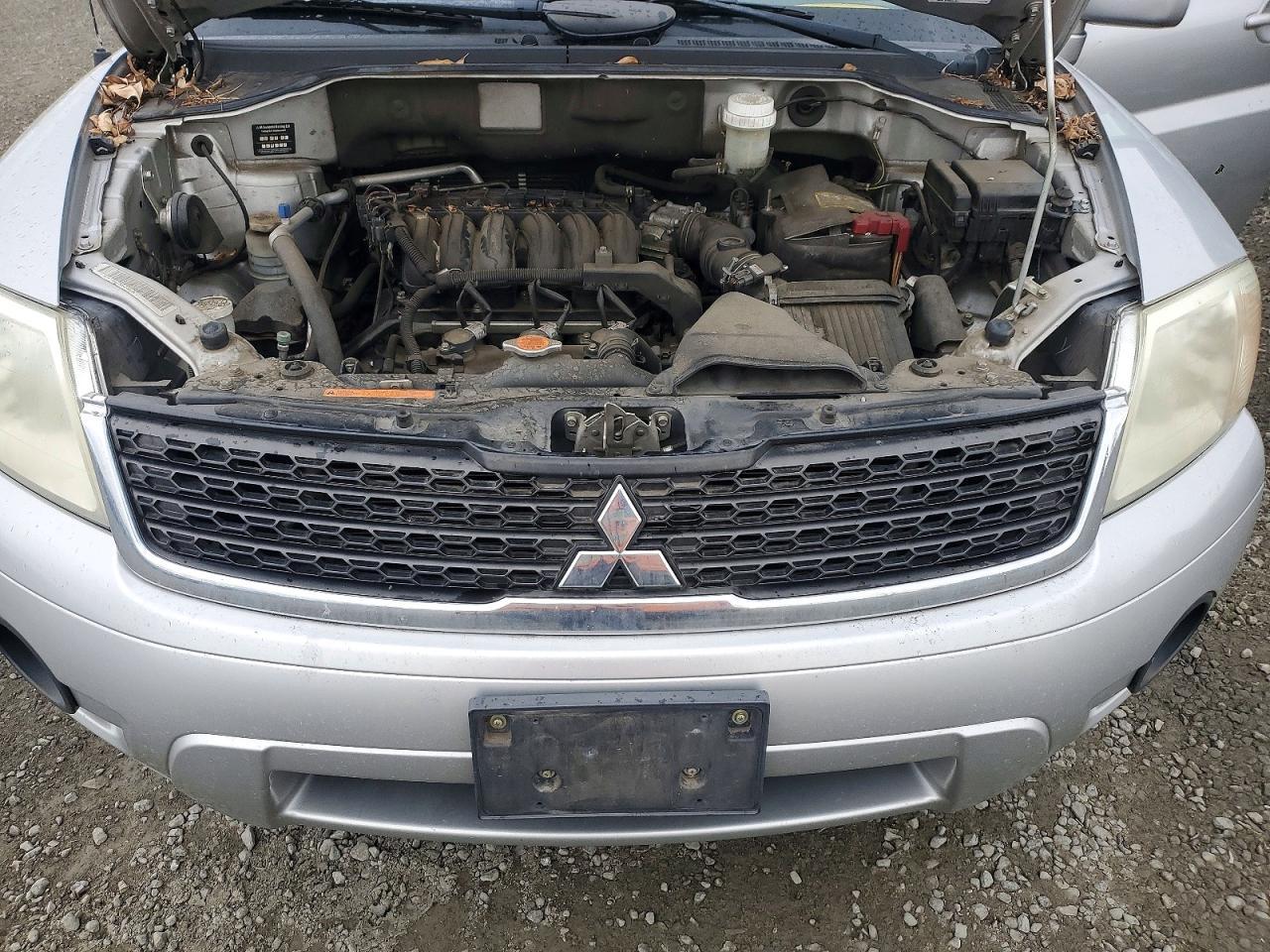2011 Mitsubishi Endeavor ls