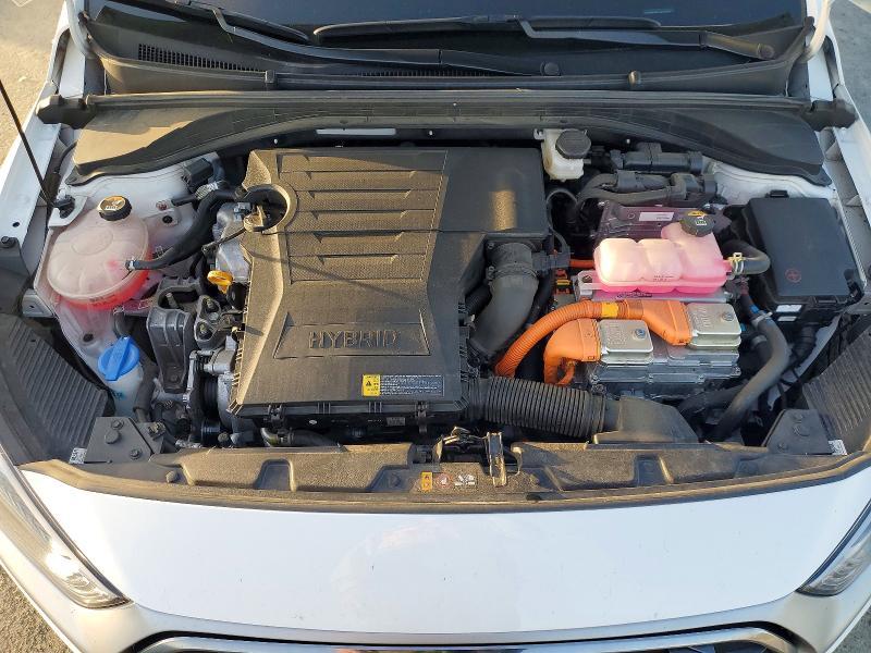 2022 Hyundai Ioniq se