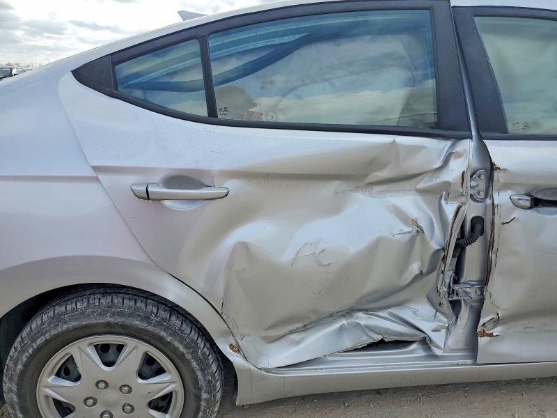 2018 Hyundai Elantra se