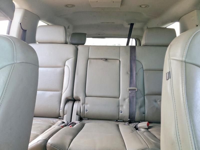 2017 Chevrolet Suburban K1500 lt