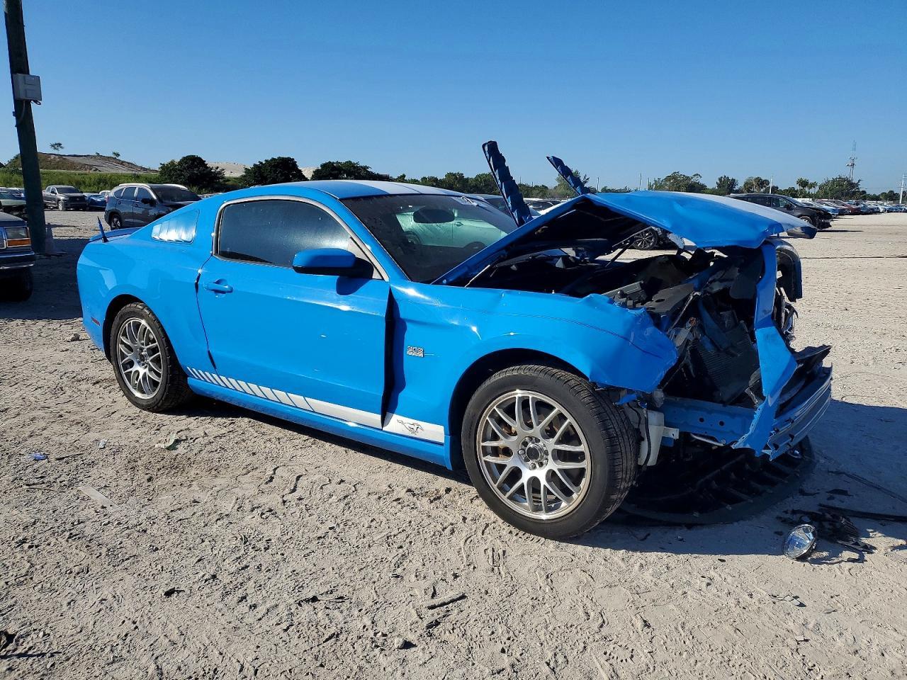 2013 Ford Mustang gt