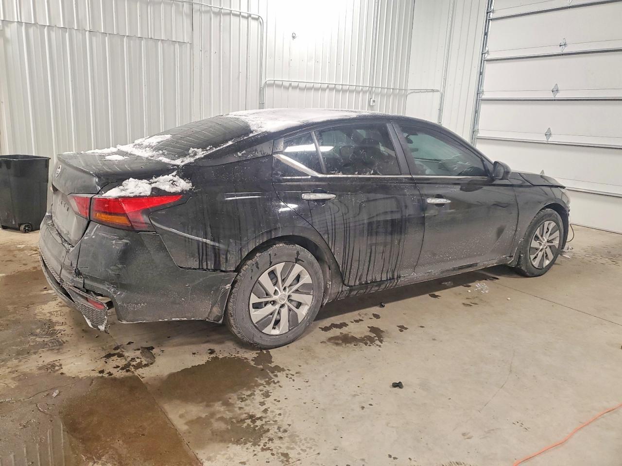 2021 Niss Altima