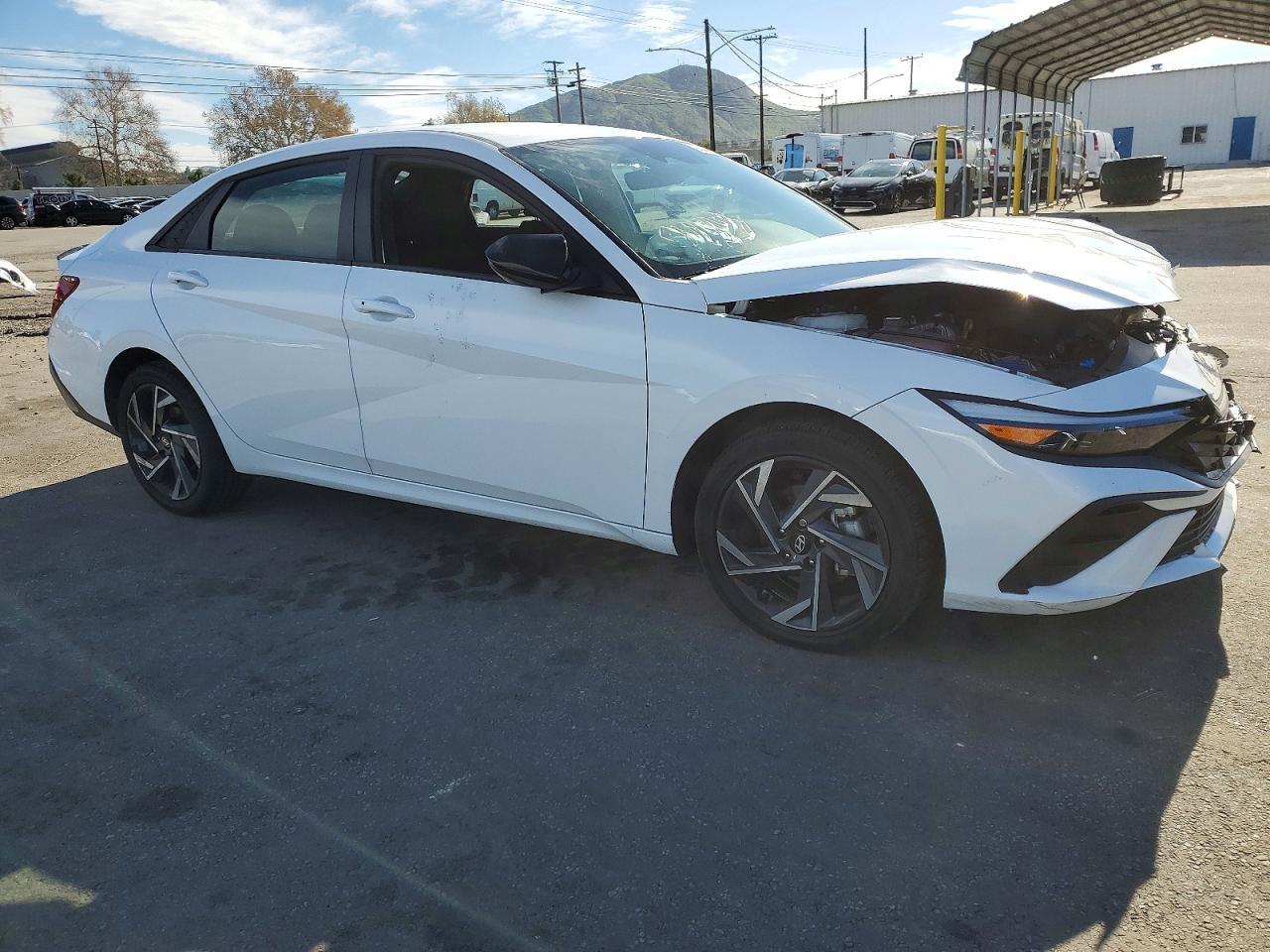2025 Hyundai Elantra Blue