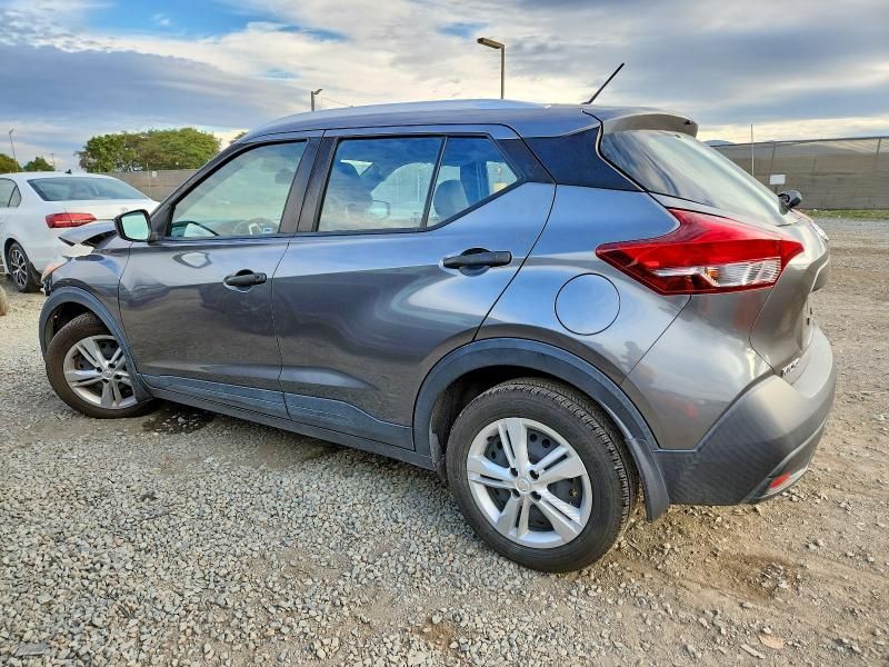 2019 Nissan Kicks s