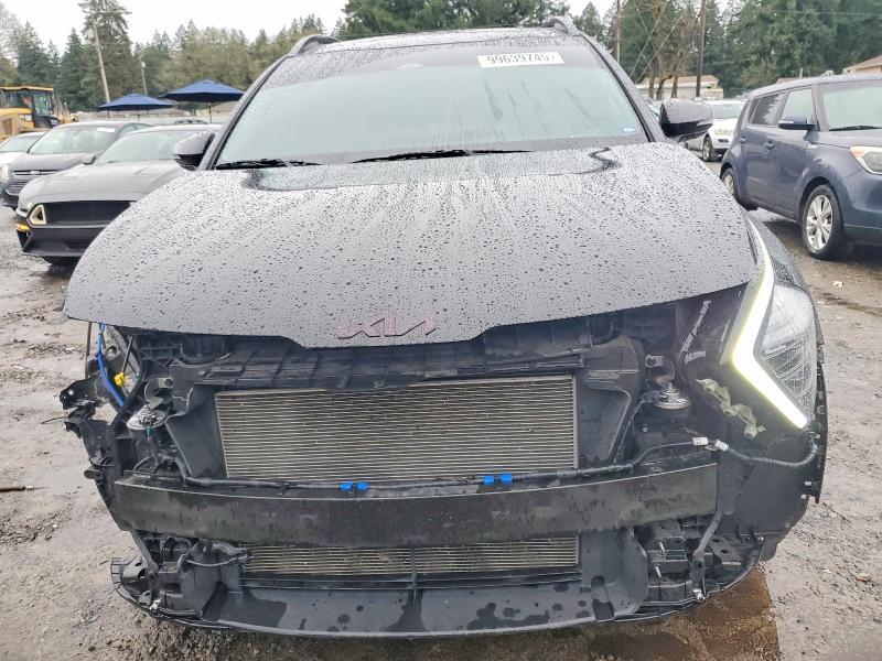 2025 KIA Sportage x Line